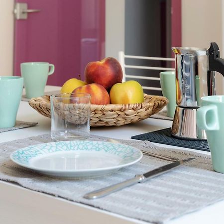 Sant'Orsola Colorful Huge Apartment بولونيا المظهر الخارجي الصورة