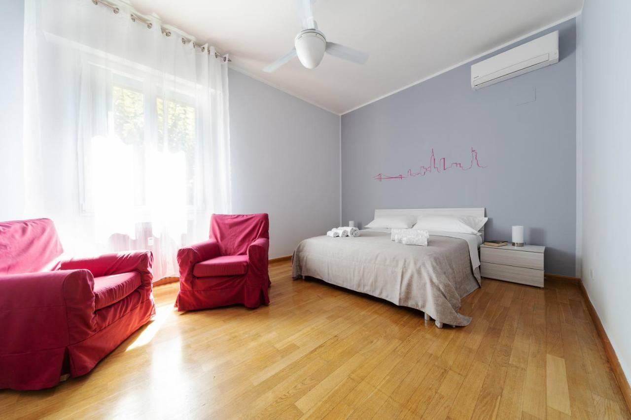 Sant'Orsola Colorful Huge Apartment بولونيا المظهر الخارجي الصورة