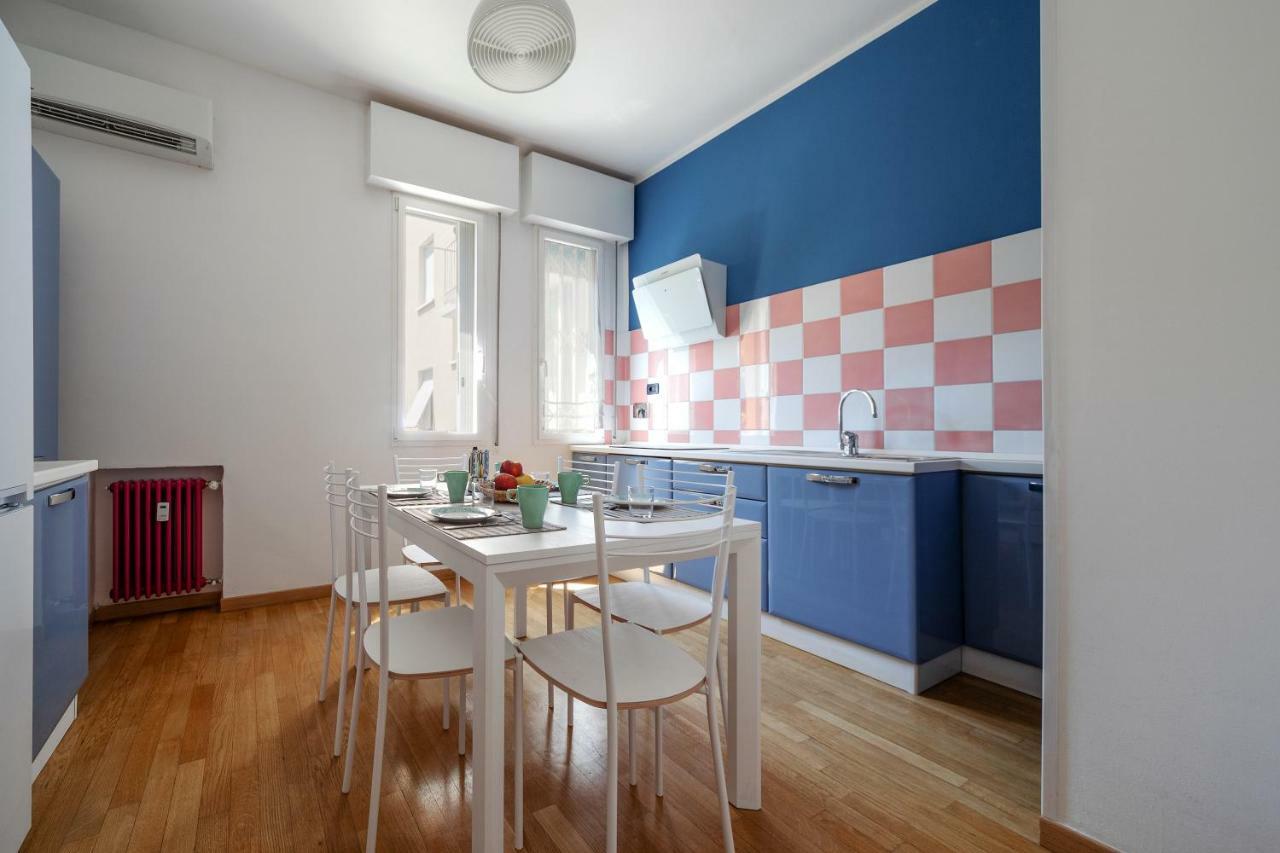 Sant'Orsola Colorful Huge Apartment بولونيا المظهر الخارجي الصورة