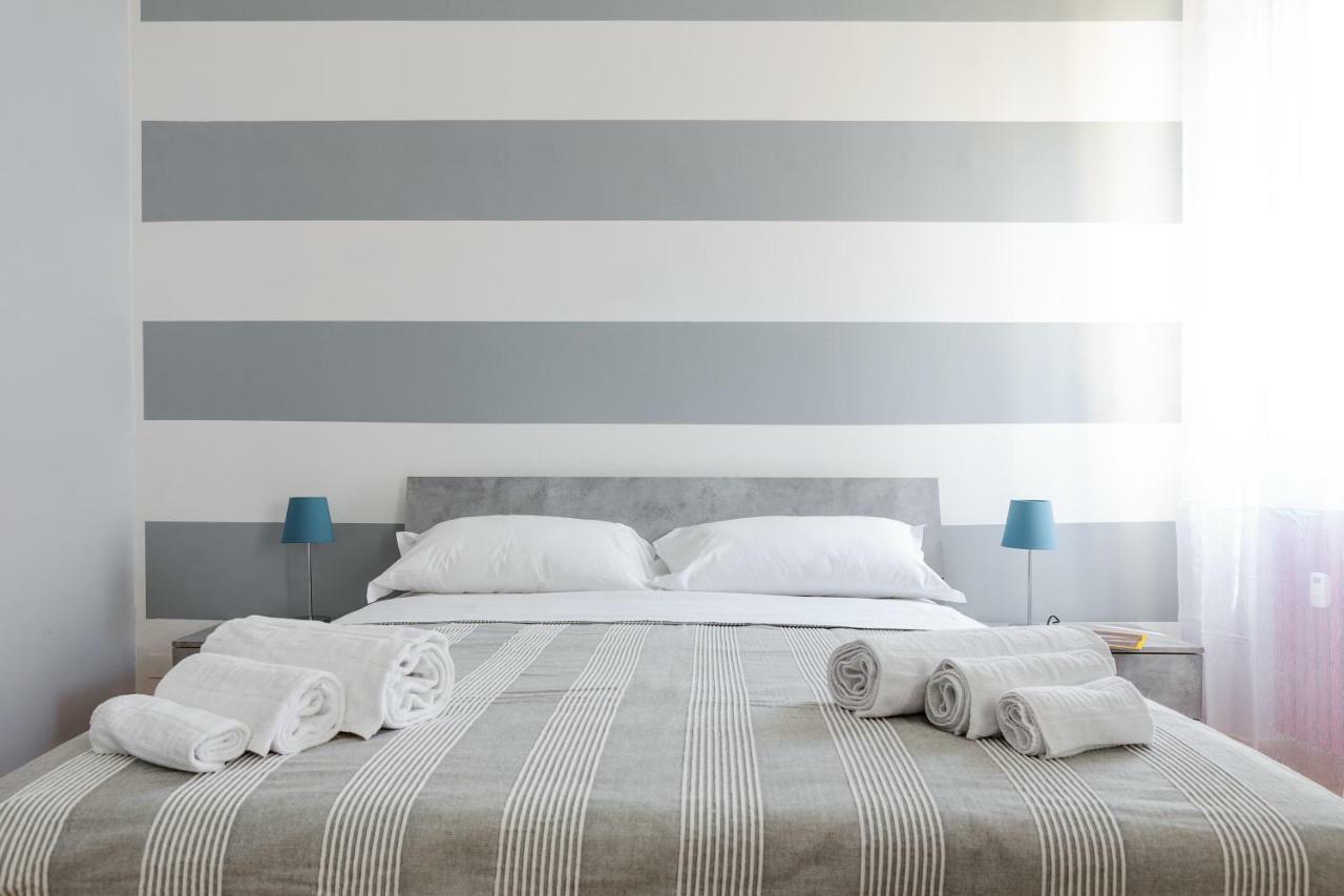 Sant'Orsola Colorful Huge Apartment بولونيا المظهر الخارجي الصورة